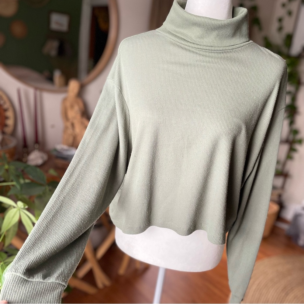 Teal Blue Green Box Fit Relaxed Waffle Knit Turtleneck Mockneck Crop Sweater